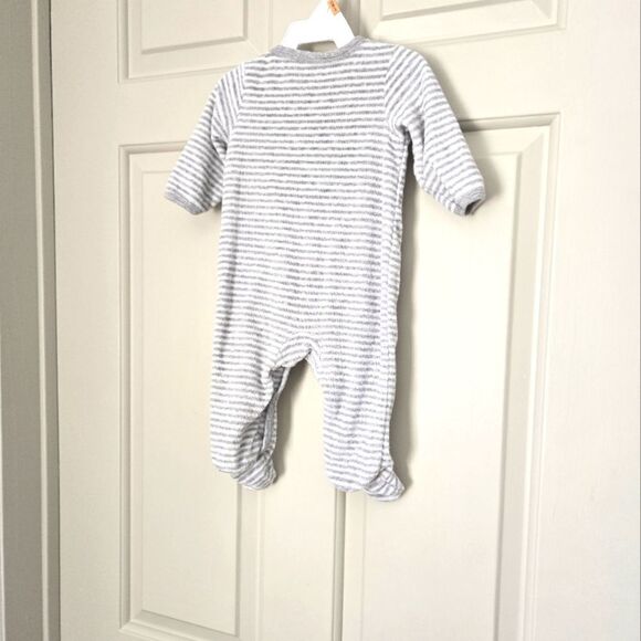 3/$15 Carters Terry Cloth Sleeper Size 3 M - Picture 4 of 4